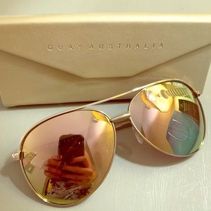 Quay VIVIENNE GOLD/ROSE GOLD Sunglasses